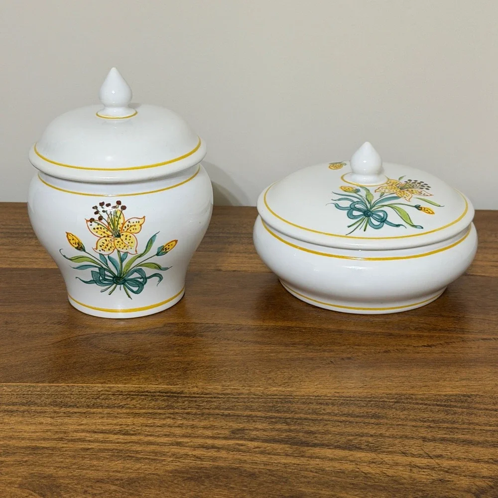 Pivato Nove Italy Pair Ceramic Lidded Vanity Jars Canisters Yellow Floral